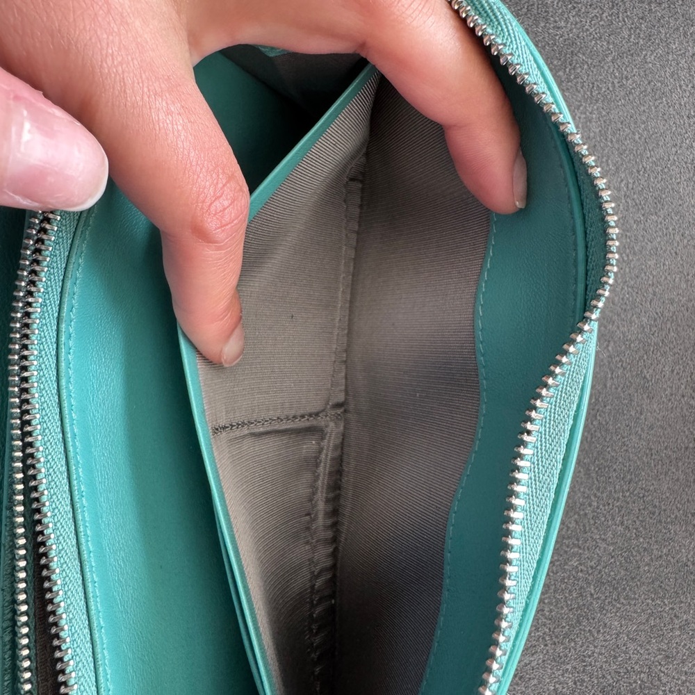 Tiffany & Co. Aqua Leather Wallet - Picture 5 of 9